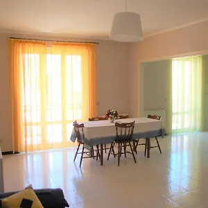  Appartamento Rina Centro Sicilia Italia