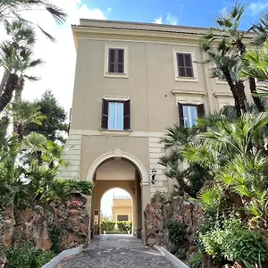 Angelina Hotel